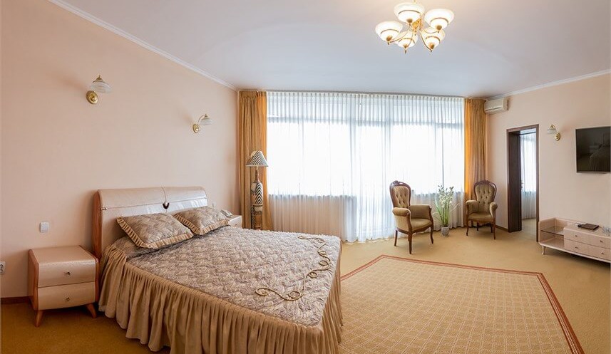 Представительский Люкс трехкомнатный